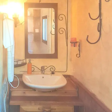 Spacious With Private Pool In La Puebla De Castro