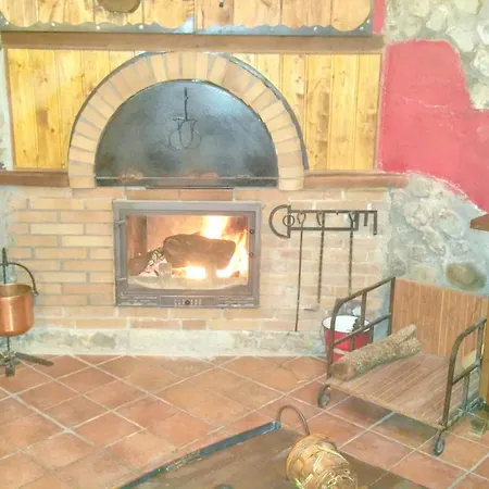 Spacious With Private Pool In *