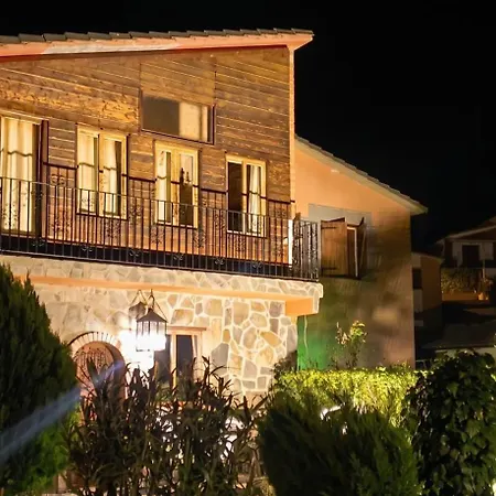 Villa Spacious With Private Pool In