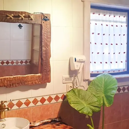 Spacious With Private Pool In Villa La Puebla De Castro