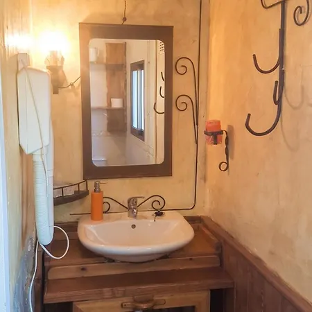 Spacious With Private Pool In Villa