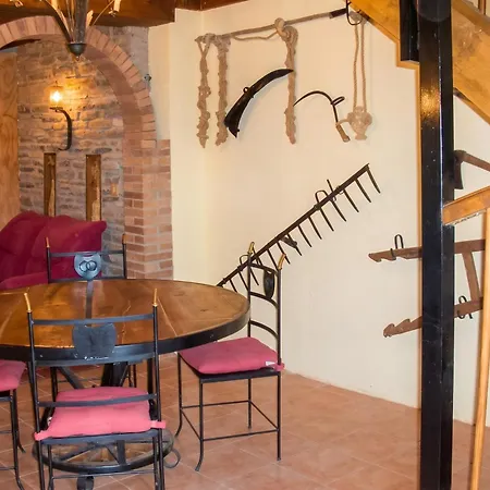 Villa Spacious With Private Pool In