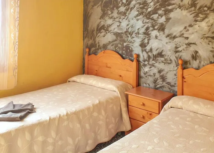 Villa Spacious With Private Pool In