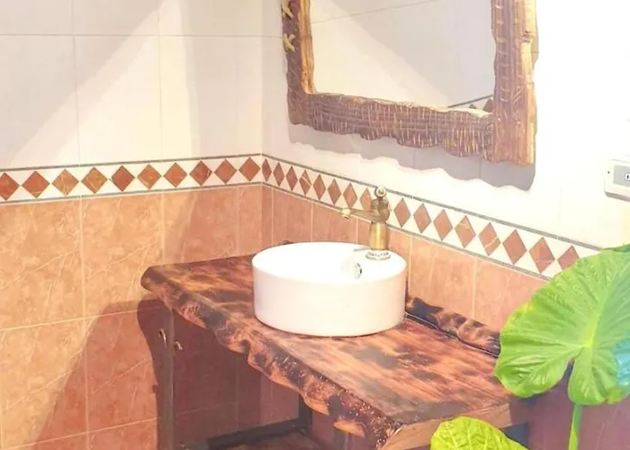 Spacious With Private Pool In Villa La Puebla De Castro